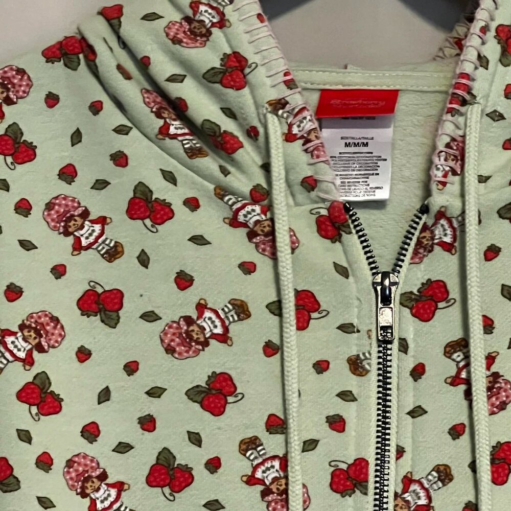 Strawberry Shortcake Cropped Full Zip Hoodie Light Green Size M - Picture 11 of 13
